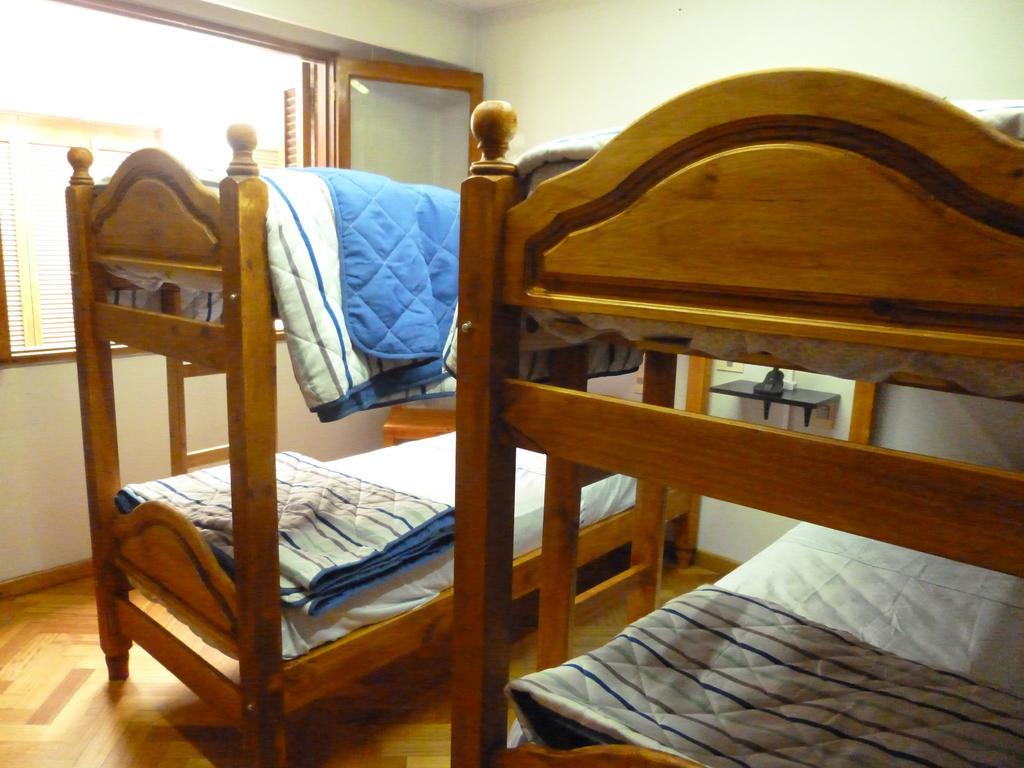 Hostel De Los Artistas Мендоса Экстерьер фото